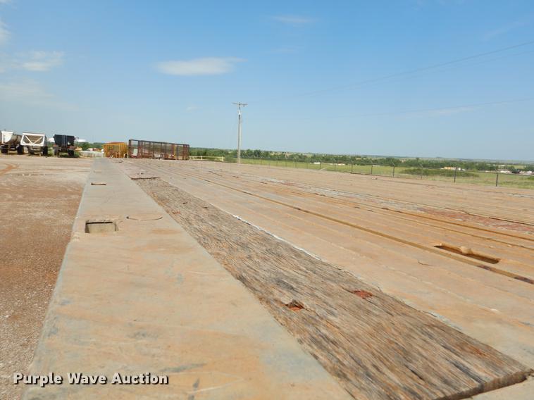 image for item EK9620 1999 Wilson CF-900 flatbed trailer