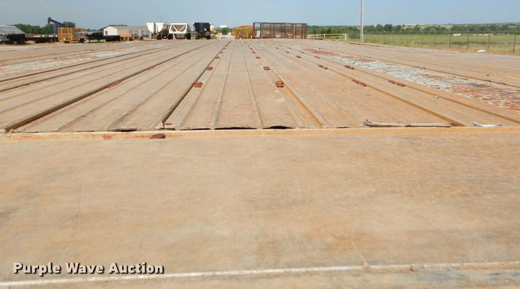 image for item EK9620 1999 Wilson CF-900 flatbed trailer