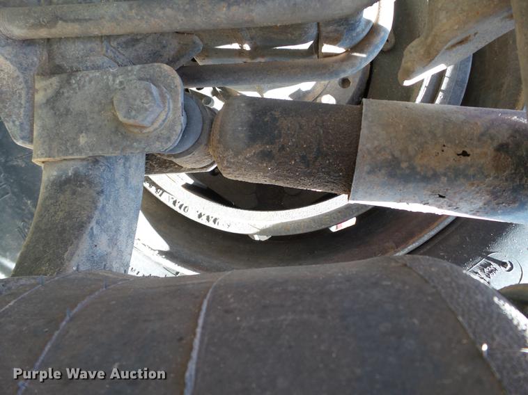 image for item EN9580 2003 Freightliner Century Class semi truck