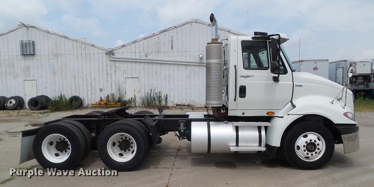 image for item L5687 2012 International ProStar semi truck