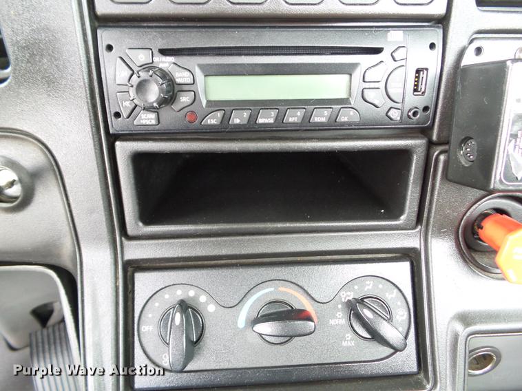 image for item L5687 2012 International ProStar semi truck