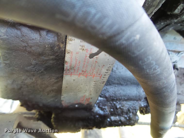 image for item L5688 1998 International 9300 semi truck