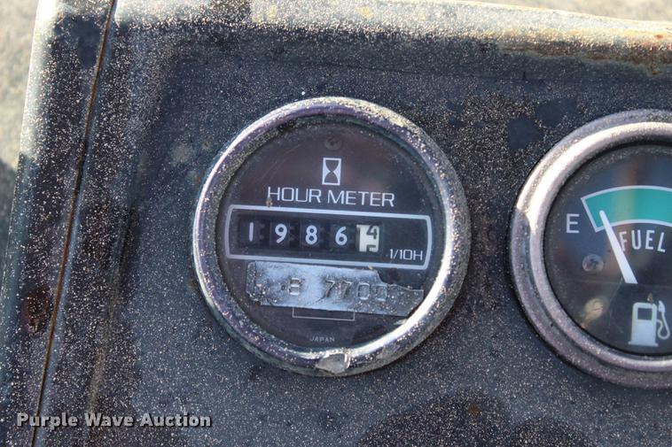 image for item BE9323 Komatsu FD40 forklift