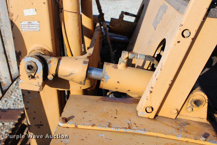 image for item BE9323 Komatsu FD40 forklift