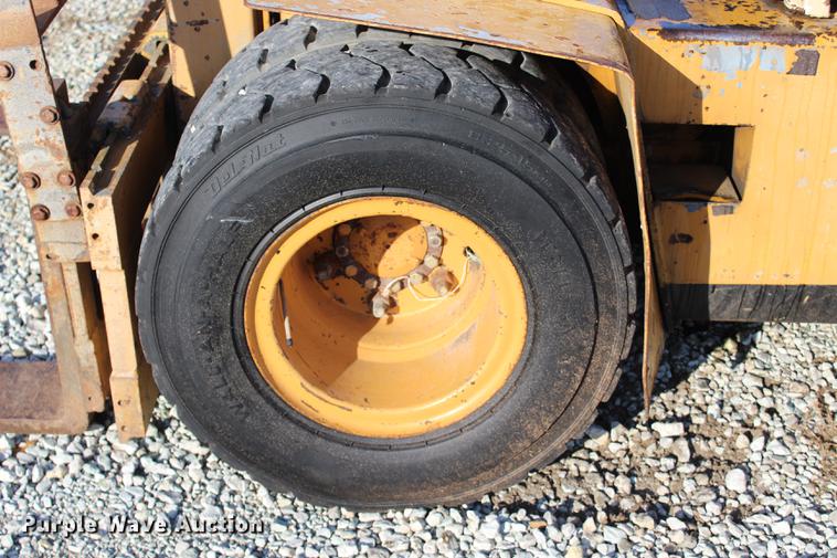 image for item BE9323 Komatsu FD40 forklift