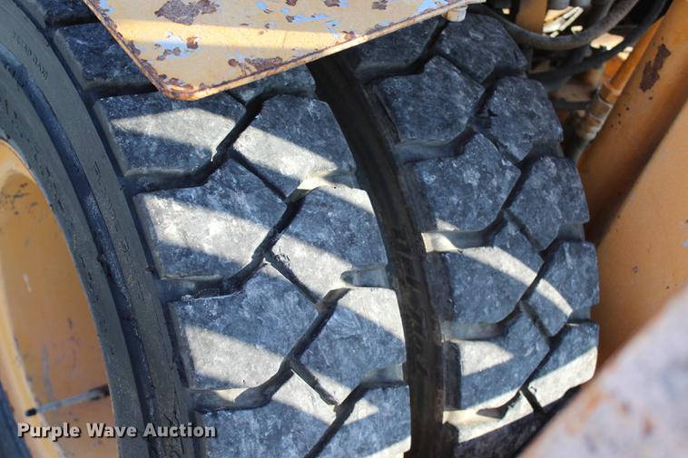 image for item BE9323 Komatsu FD40 forklift