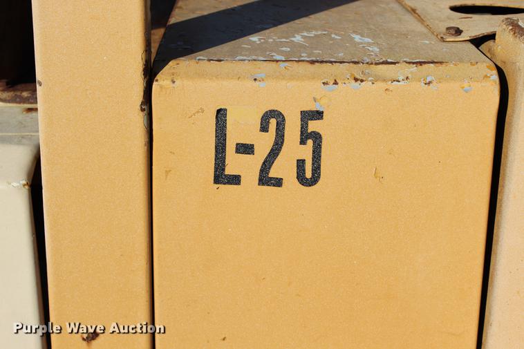 image for item BE9323 Komatsu FD40 forklift