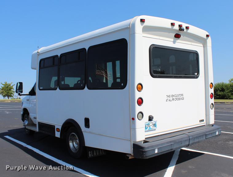 image for item BE9325 2012 Ford E350 Super Duty shuttle bus