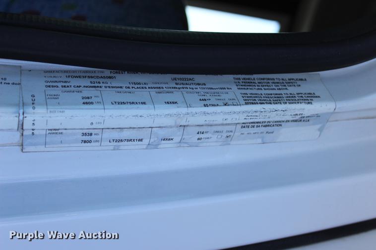 image for item BE9325 2012 Ford E350 Super Duty shuttle bus