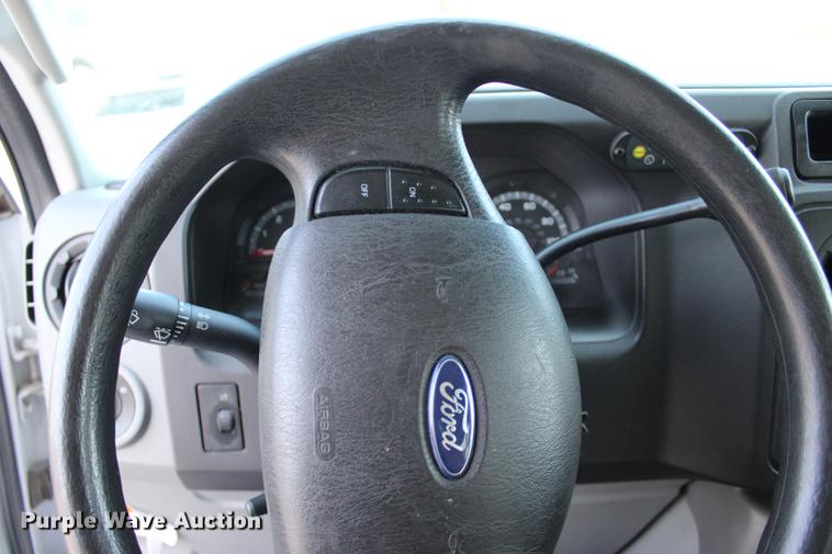 image for item BE9325 2012 Ford E350 Super Duty shuttle bus