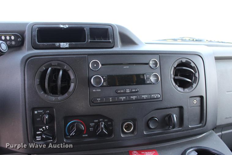 image for item BE9325 2012 Ford E350 Super Duty shuttle bus