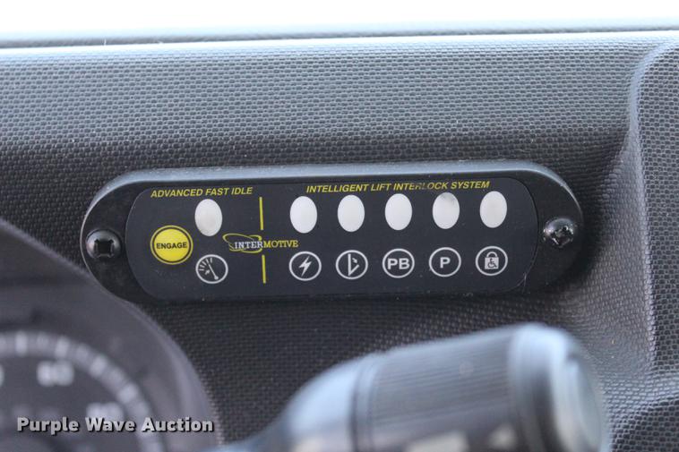 image for item BE9325 2012 Ford E350 Super Duty shuttle bus