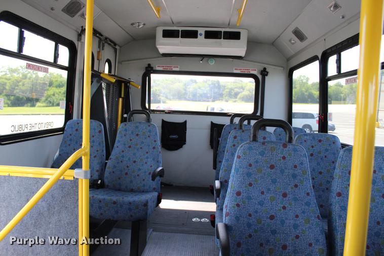 image for item BE9325 2012 Ford E350 Super Duty shuttle bus