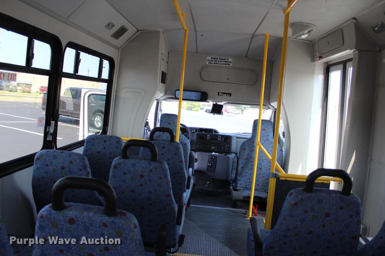 image for item BE9325 2012 Ford E350 Super Duty shuttle bus