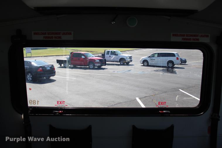 image for item BE9325 2012 Ford E350 Super Duty shuttle bus