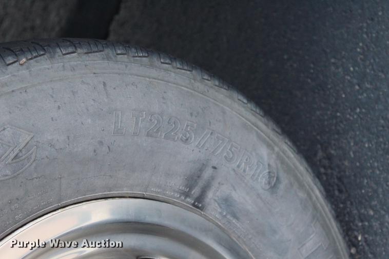 image for item BE9325 2012 Ford E350 Super Duty shuttle bus