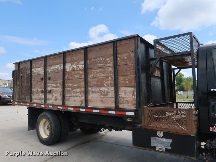 image for item BW9190 2008 International 4400 flatbed truck