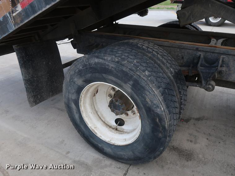 image for item BW9191 2003 International 4300 flatbed truck