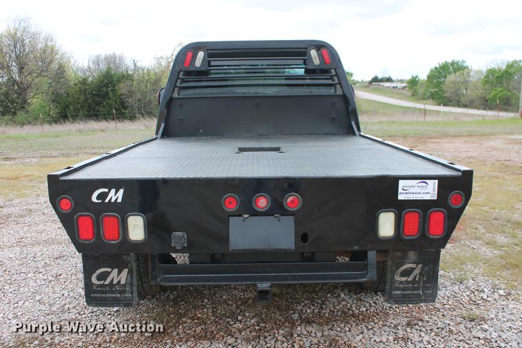 image for item DB5216 2007 Ford F350 Super Duty XLT SuperCab flatbed pickup truck