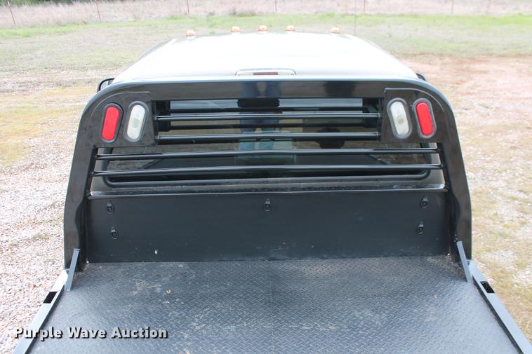 image for item DB5216 2007 Ford F350 Super Duty XLT SuperCab flatbed pickup truck