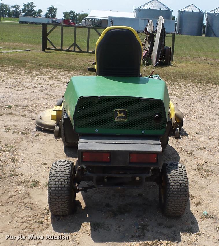 image for item DB7069 John Deere F935 lawn mower