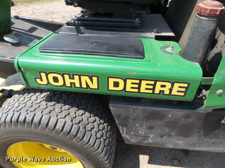 image for item DB7069 John Deere F935 lawn mower
