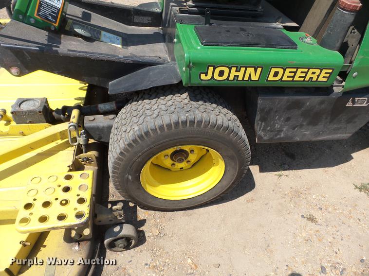 image for item DB7069 John Deere F935 lawn mower