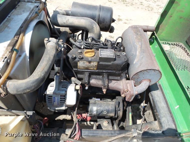 image for item DB7069 John Deere F935 lawn mower