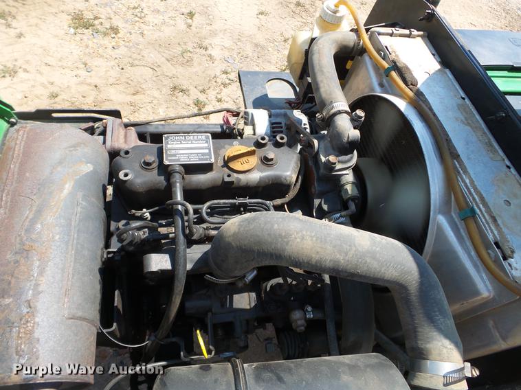 image for item DB7069 John Deere F935 lawn mower