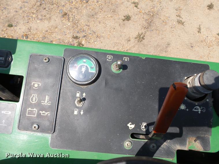 image for item DB7069 John Deere F935 lawn mower