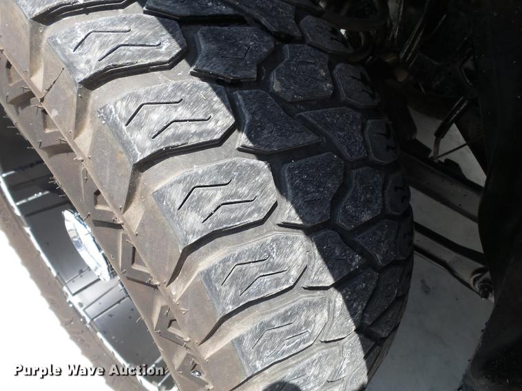 image for item DB7070 2001 Dodge Ram 2500 pickup truck