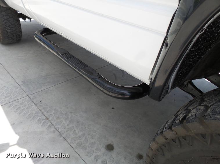 image for item DB7070 2001 Dodge Ram 2500 pickup truck