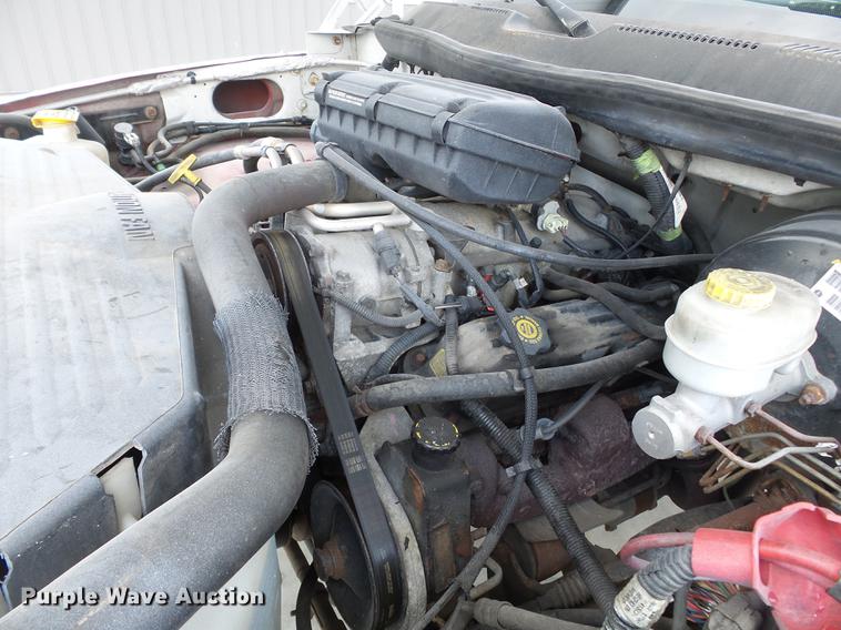 image for item DB7070 2001 Dodge Ram 2500 pickup truck