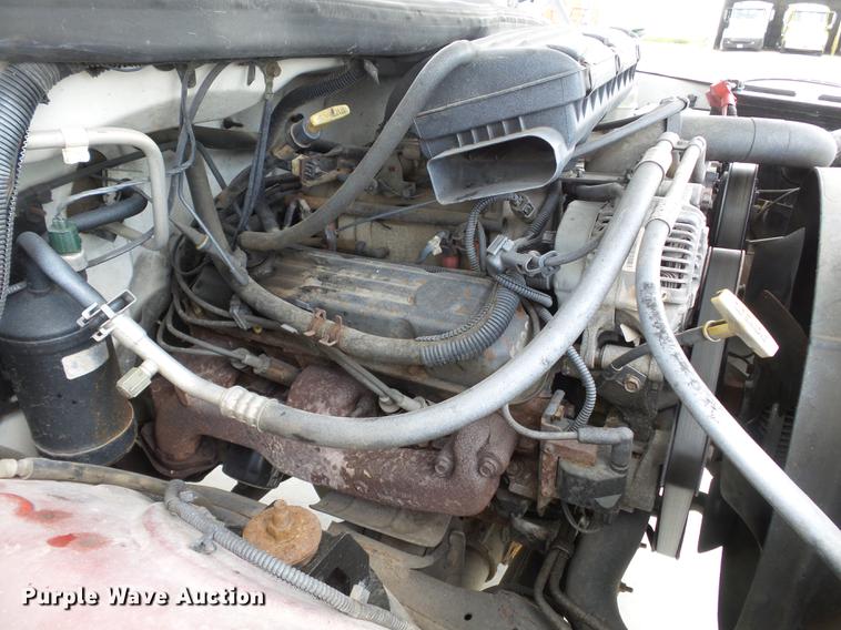 image for item DB7070 2001 Dodge Ram 2500 pickup truck