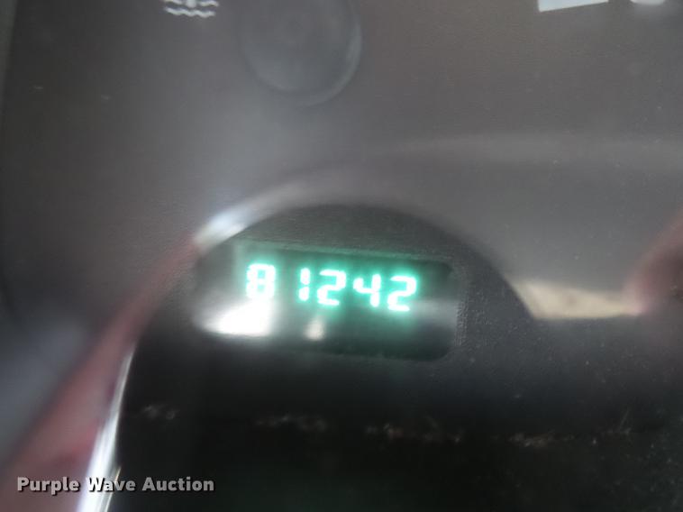 image for item DB7070 2001 Dodge Ram 2500 pickup truck