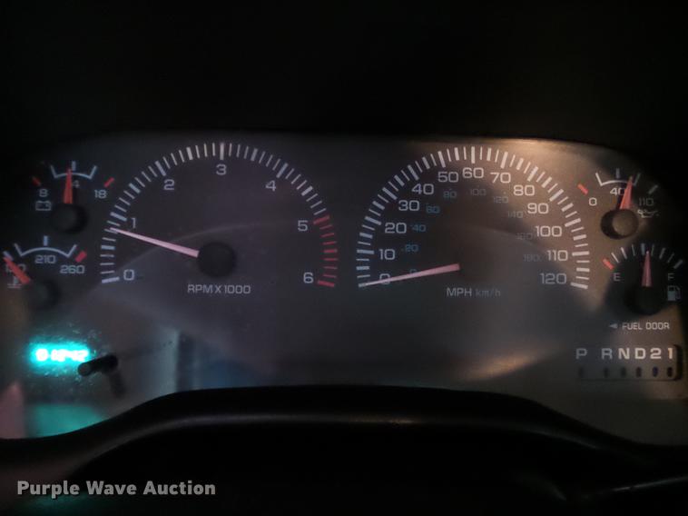 image for item DB7070 2001 Dodge Ram 2500 pickup truck