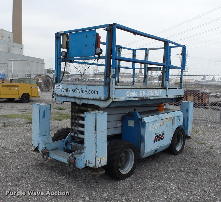 image for item DB7074 2003 Genie GS3268 RT scissor lift
