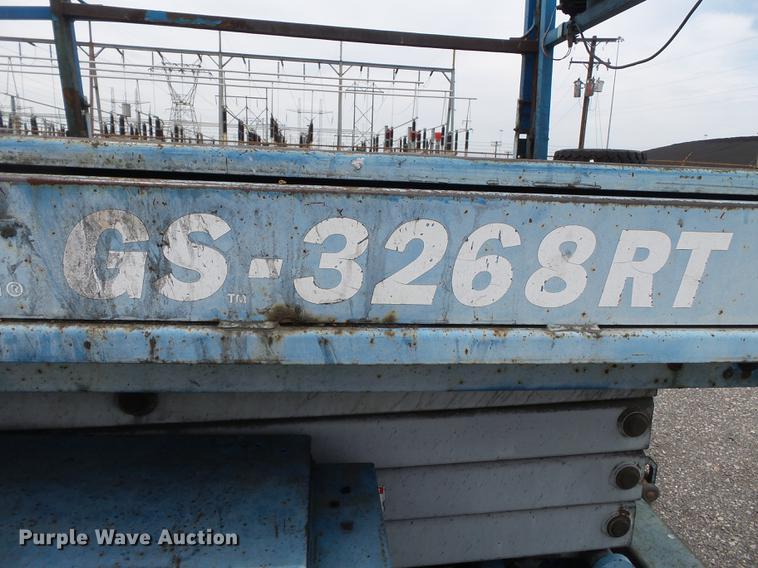 image for item DB7074 2003 Genie GS3268 RT scissor lift