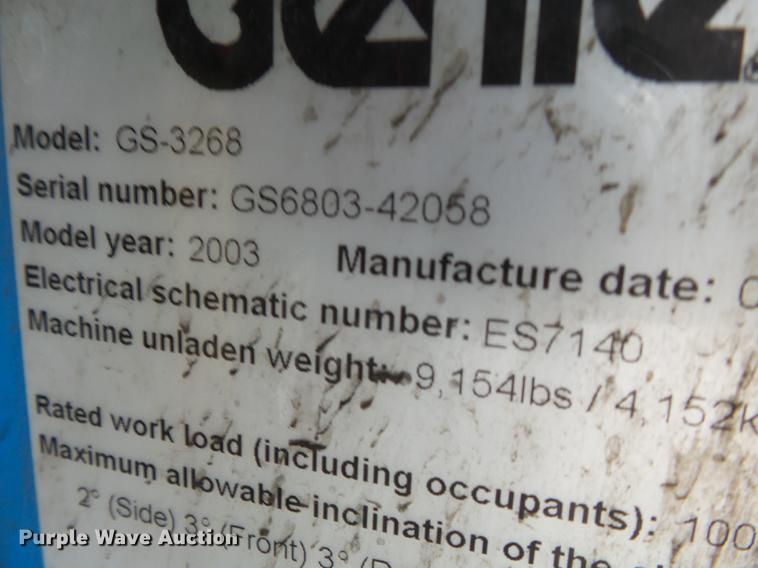image for item DB7074 2003 Genie GS3268 RT scissor lift