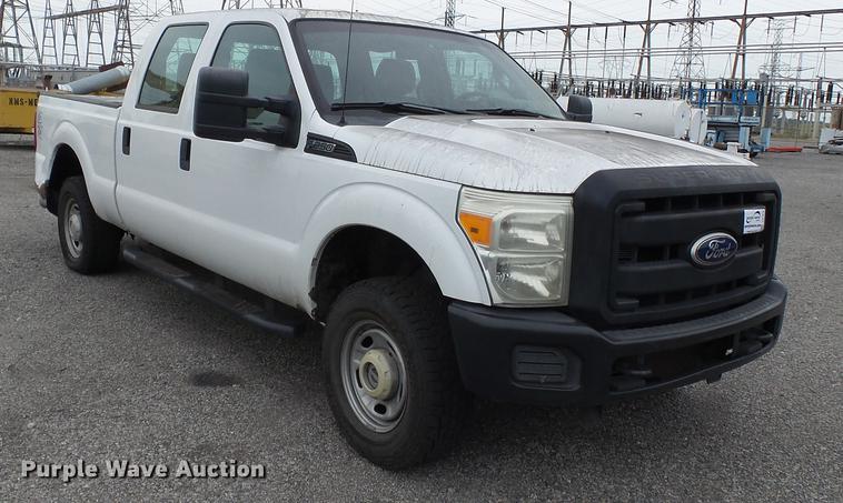 image for item DB7076 2011 Ford F250 Super Duty Crew Cab pickup truck