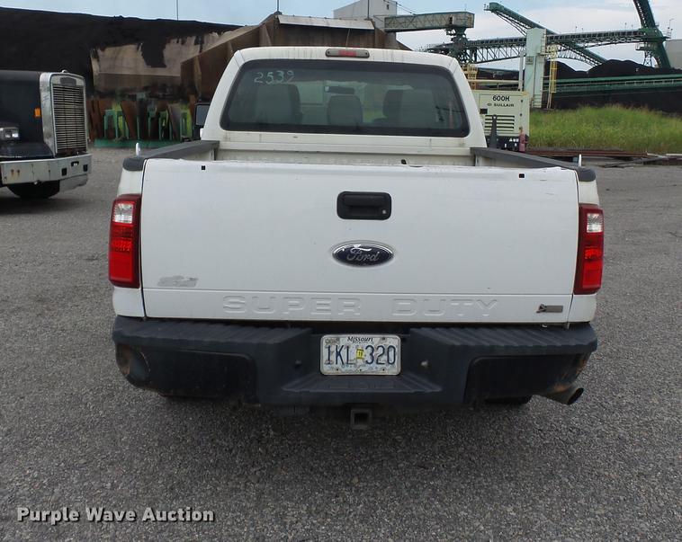 image for item DB7076 2011 Ford F250 Super Duty Crew Cab pickup truck