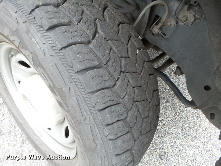 image for item DB7076 2011 Ford F250 Super Duty Crew Cab pickup truck