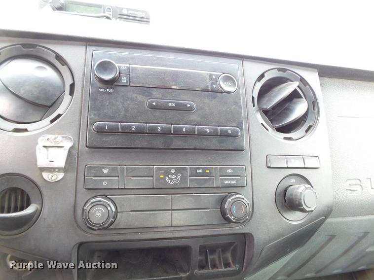 image for item DB7076 2011 Ford F250 Super Duty Crew Cab pickup truck