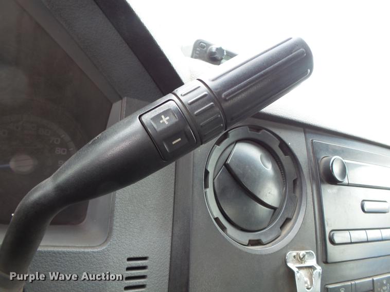 image for item DB7076 2011 Ford F250 Super Duty Crew Cab pickup truck