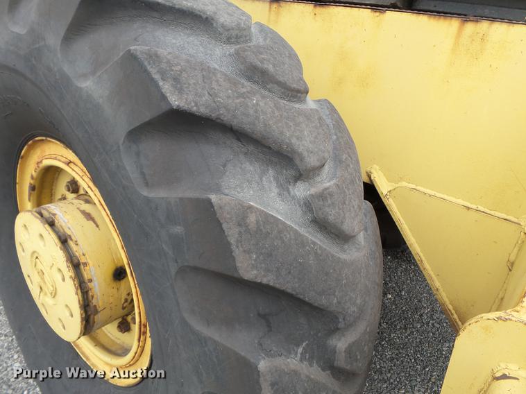 image for item DB7077 1972 Grove RT59S crane