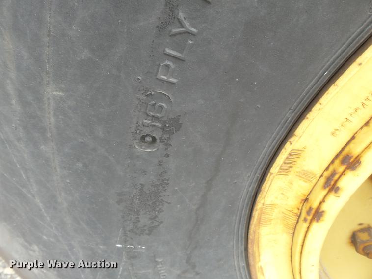 image for item DB7077 1972 Grove RT59S crane