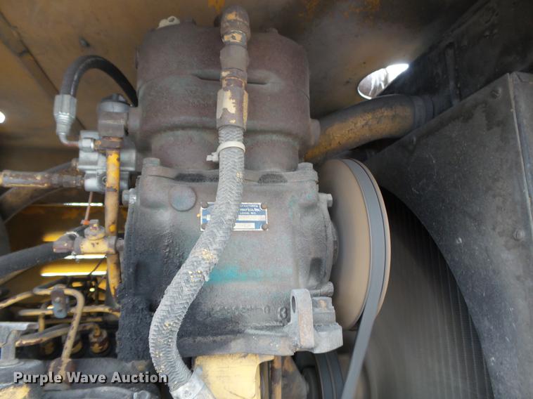 image for item DB7077 1972 Grove RT59S crane