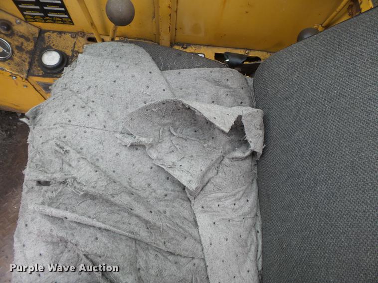 image for item DB7077 1972 Grove RT59S crane