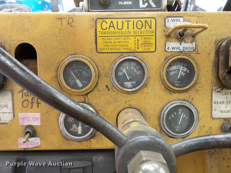 image for item DB7077 1972 Grove RT59S crane