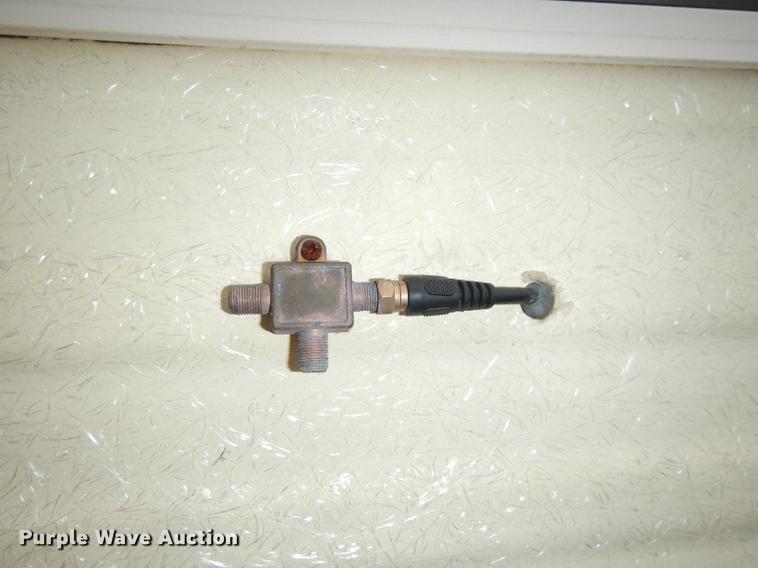 image for item DB8343 1984 Ford Econoline E350 RV